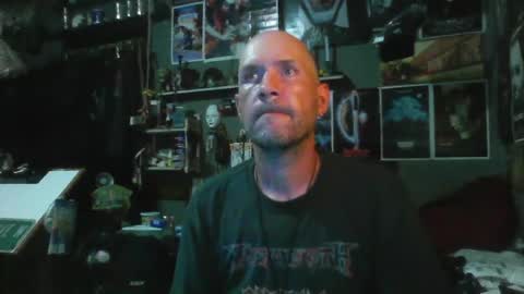 Snapshot of _longfellow chatting on July 1, 4:14 am That guy online show from July 1, 4:14 am