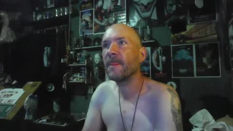 Snapshot of _longfellow chatting on July 14, 3:07 pm That guy online show from July 14, 3:07 pm
