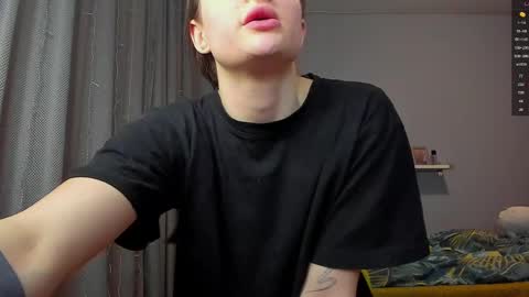 _lorra online show from February 14, 4:31 pm