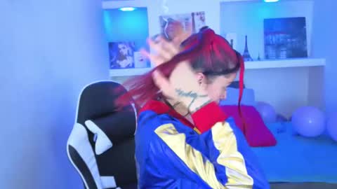 Lucia online show from October 2, 3:46 am