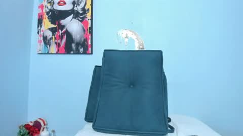 Snapshot of _luna__sweet_ chatting on June 14, 2:24 am luna sweet online show from June 14, 2:24 am