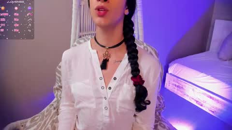 Snapshot of _luna_dupont_ chatting on February 28, 12:20 pm Luna online show from February 28, 12:20 pm