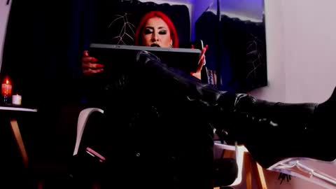 MISS LUNA online show from September 12, 12:55 am