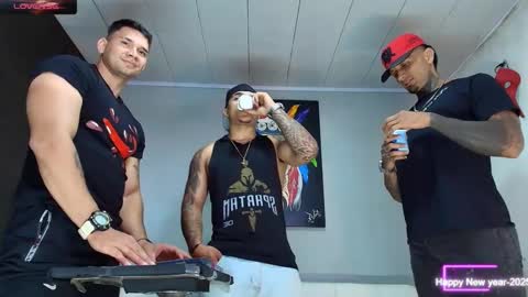 Snapshot of _luxury_23 chatting on January 30, 2:36 pm STIVEN online show from January 30, 2:36 pm