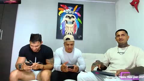 Snapshot of _luxury_23 chatting on February 8, 6:22 pm STIVEN online show from February 8, 6:22 pm