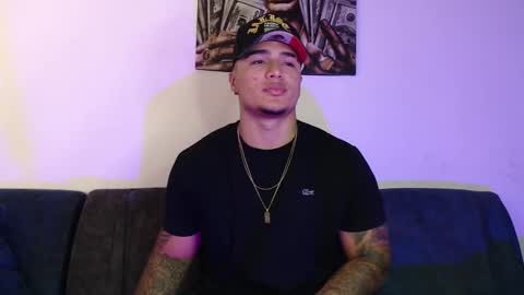 Snapshot of _luxury_23 chatting on September 20, 6:31 pm STIVEN online show from September 20, 6:31 pm