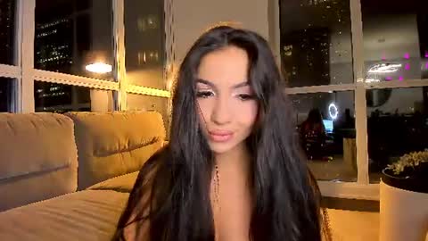 Lynna online show from July 28, 1:34 am