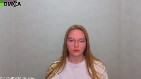 Welcome guys  Pleasure to see you all here  My name is Lysafeta and MichaelaTip menu is active Private is open  online show from May 25, 9:04 am