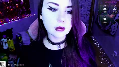 Mia online show from February 24, 7:34 pm