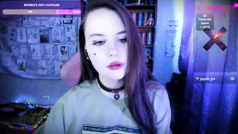 Mia online show from March 22, 4:16 am