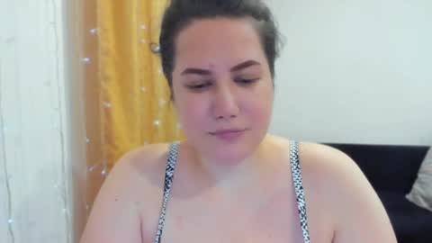 Snapshot of _madalexa_ chatting on July 4, 8:48 pm Alexa online show from July 4, 8:48 pm