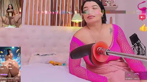 Snapshot of _malikaa_ chatting on April 24, 1:02 pm malka online show from April 24, 1:02 pm