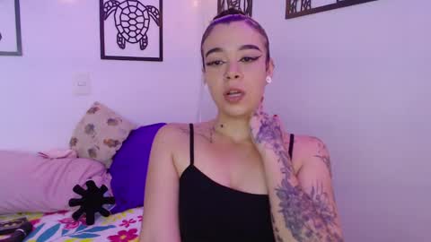 Snapshot of _marcela_wi chatting on January 21, 10:19 pm Marce online show from January 21, 10:19 pm