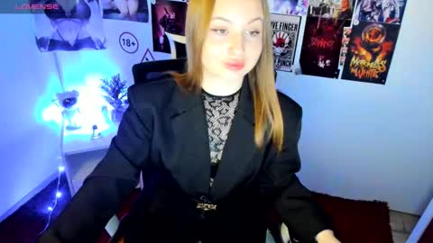 Margo online show from October 4, 10:19 pm