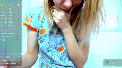 Snapshot of _mari_so chatting on January 14, 5:19 am Scarlett online show from January 14, 5:19 am