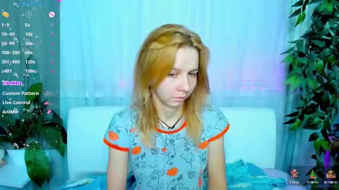 Snapshot of _mari_so chatting on January 27, 2:10 am Scarlett online show from January 27, 2:10 am