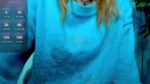 Snapshot of _mari_so chatting on January 27, 8:18 am Scarlett online show from January 27, 8:18 am