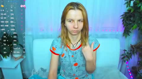 Snapshot of _mari_so chatting on February 13, 1:50 am Scarlett online show from February 13, 1:50 am