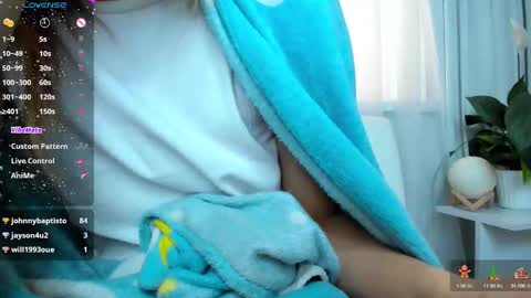 Snapshot of _mari_so chatting on February 26, 8:37 am Scarlett online show from February 26, 8:37 am