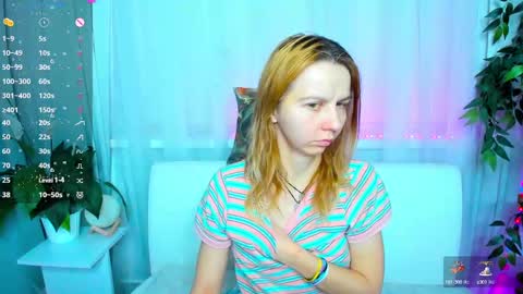 Snapshot of _mari_so chatting on March 6, 2:19 am Scarlett online show from March 6, 2:19 am