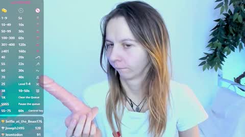 Scarlett online show from March 1, 6:37 am