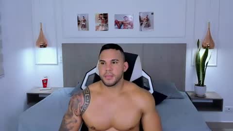 _matthew_santos_ online show from July 13, 11:07 pm