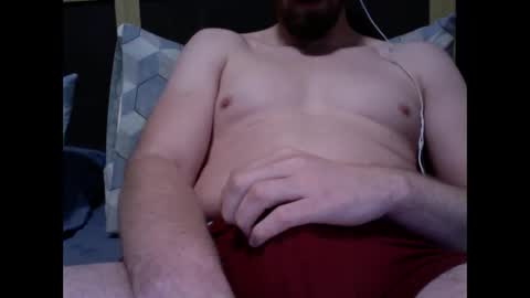 _maverick1985_ online show from December 15, 10:28 am