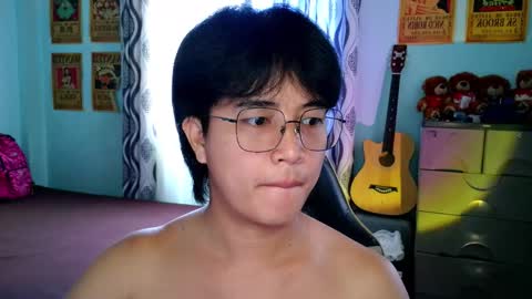 MAX Dont forget to follow online show from December 22, 3:58 am