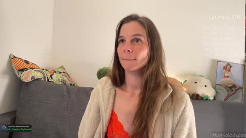 Snapshot of _meg chatting on November 6, 2:34 am Meg online show from November 6, 2:34 am