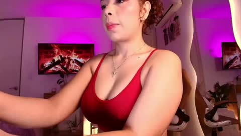 Snapshot of _megan_akbar chatting on September 9, 12:05 pm Marce  online show from September 9, 12:05 pm