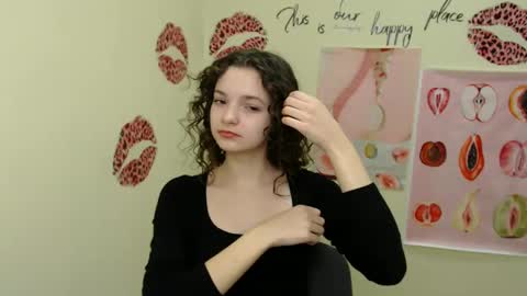 Susie online show from December 19, 8:02 am