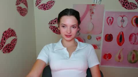 Susie online show from September 19, 6:48 am