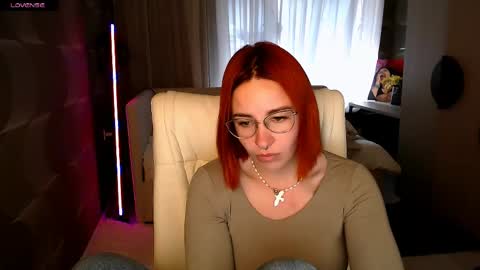 Snapshot of _mi_amore chatting on May 31, 6:31 am _mi_amore online show from May 31, 6:31 am