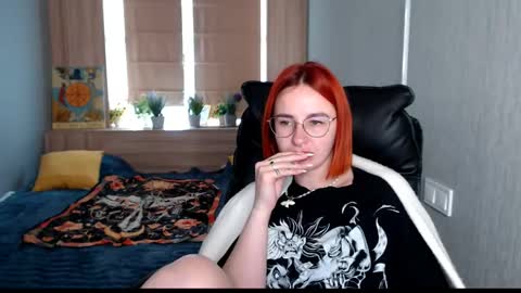Snapshot of _mi_amore chatting on June 4, 8:53 am _mi_amore online show from June 4, 8:53 am