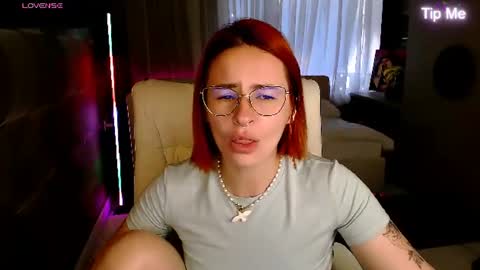Snapshot of _mi_amore chatting on June 11, 6:22 am _mi_amore online show from June 11, 6:22 am
