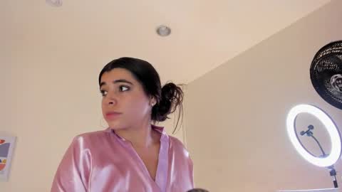  MIa blue 18  online show from March 2, 1:52 am