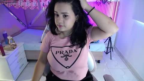  Mia  online show from February 17, 12:45 pm