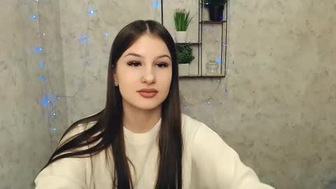 Mia online show from February 26, 3:41 pm
