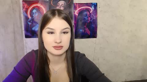Mia online show from October 17, 12:19 pm
