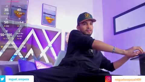 Snapshot of _miguel0 chatting on October 14, 8:31 pm miguel online show from October 14, 8:31 pm