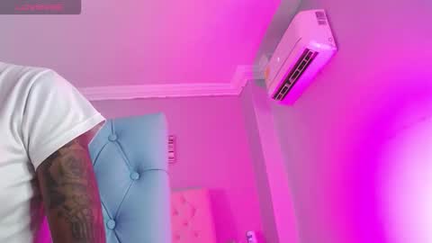 Paula online show from February 18, 11:39 am