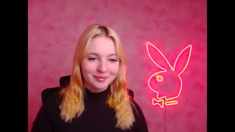 Melanie online show from November 4, 7:07 am