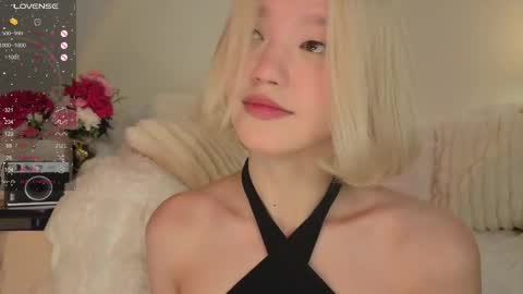 Kim online show from May 1, 5:34 am