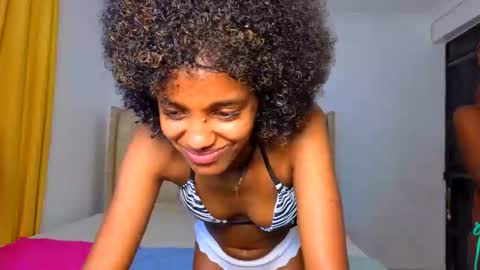 Mimi online show from March 16, 2:28 am