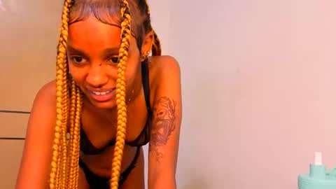 Mimi online show from April 30, 2:18 am