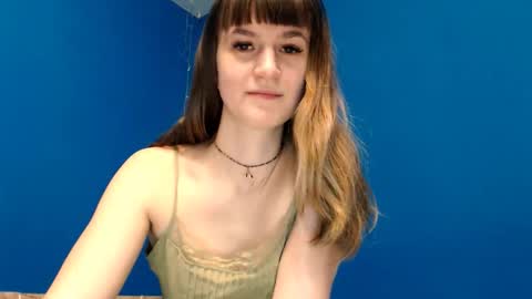 Boo online show from December 21, 1:18 pm