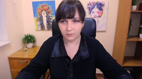 Snapshot of _miranda_sun chatting on February 27, 12:13 pm Miranda online show from February 27, 12:13 pm