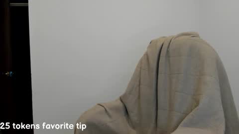 _miss_coco_ online show from March 9, 5:33 am