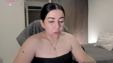 _miss_coco_ online show from December 16, 11:54 pm