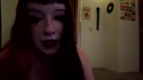 Snapshot of _miss_marie_ chatting on October 28, 8:22 pm _miss_marie_ online show from October 28, 8:22 pm